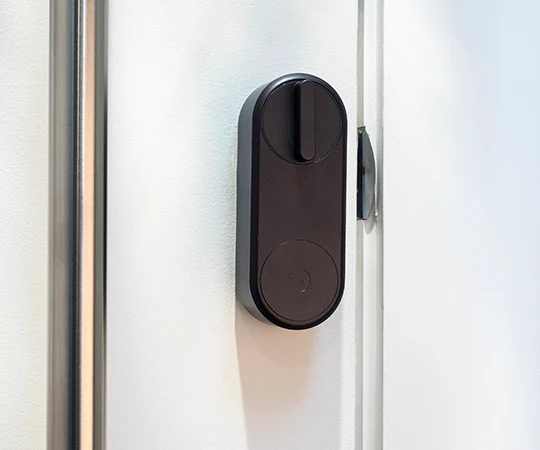 Yale Linus Smart Lock - Smart & Secure Centre